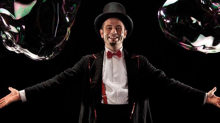 Ultimi abbonamenti per il teatro ragazzi al via con clownerie