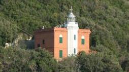 Per il faro di Punta Lividonia sono arrivate cinque offerte