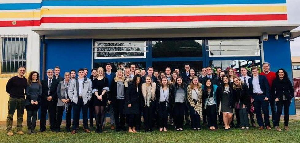 Studenti Usa in visita da Tommasini 