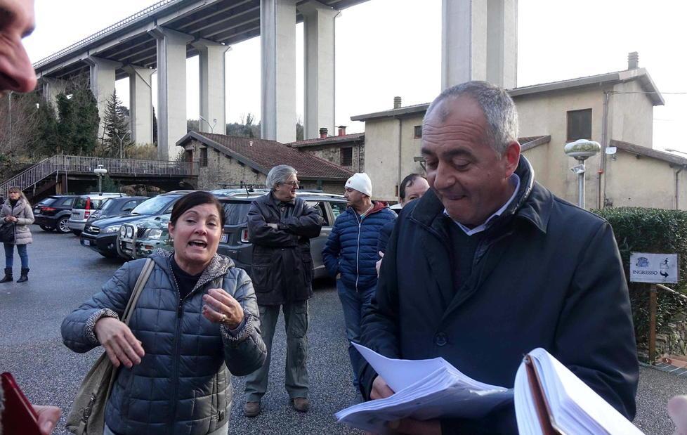 È scontro alla Ficaia su migranti e accoglienza 