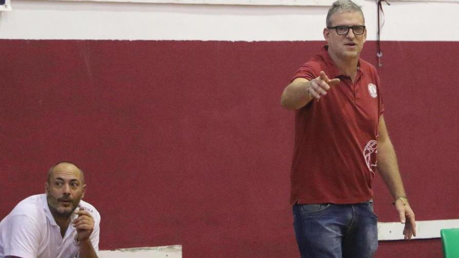 Scossa all’Us Livorno, coach Caverni si dimette