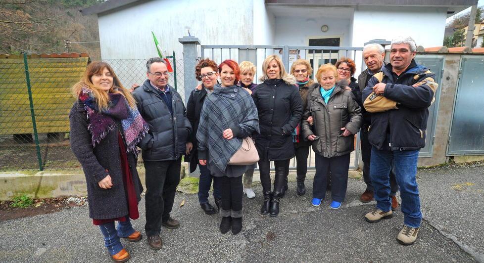 Famiglie in trincea a Pistoia: la scuola materna resti comunale 