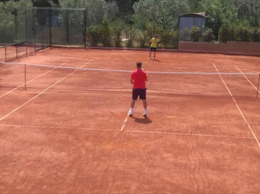 Non ci sono soldi per il tennis 