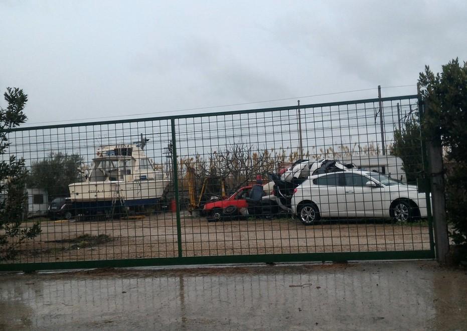 Agente si tolse la vita, rubata la sua auto 