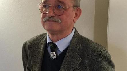 Lucca Holding denuncia Magnani