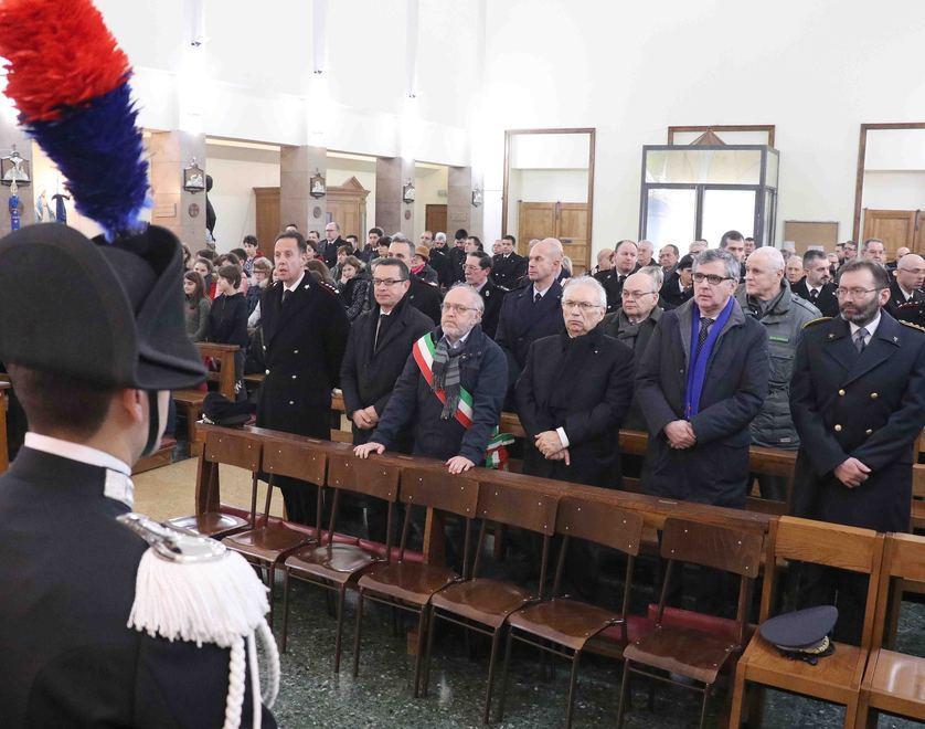 Autorità e bambini insieme per ricordare Della Sala 