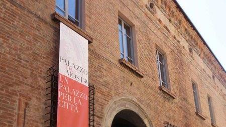 Anni di attriti sulle sedi