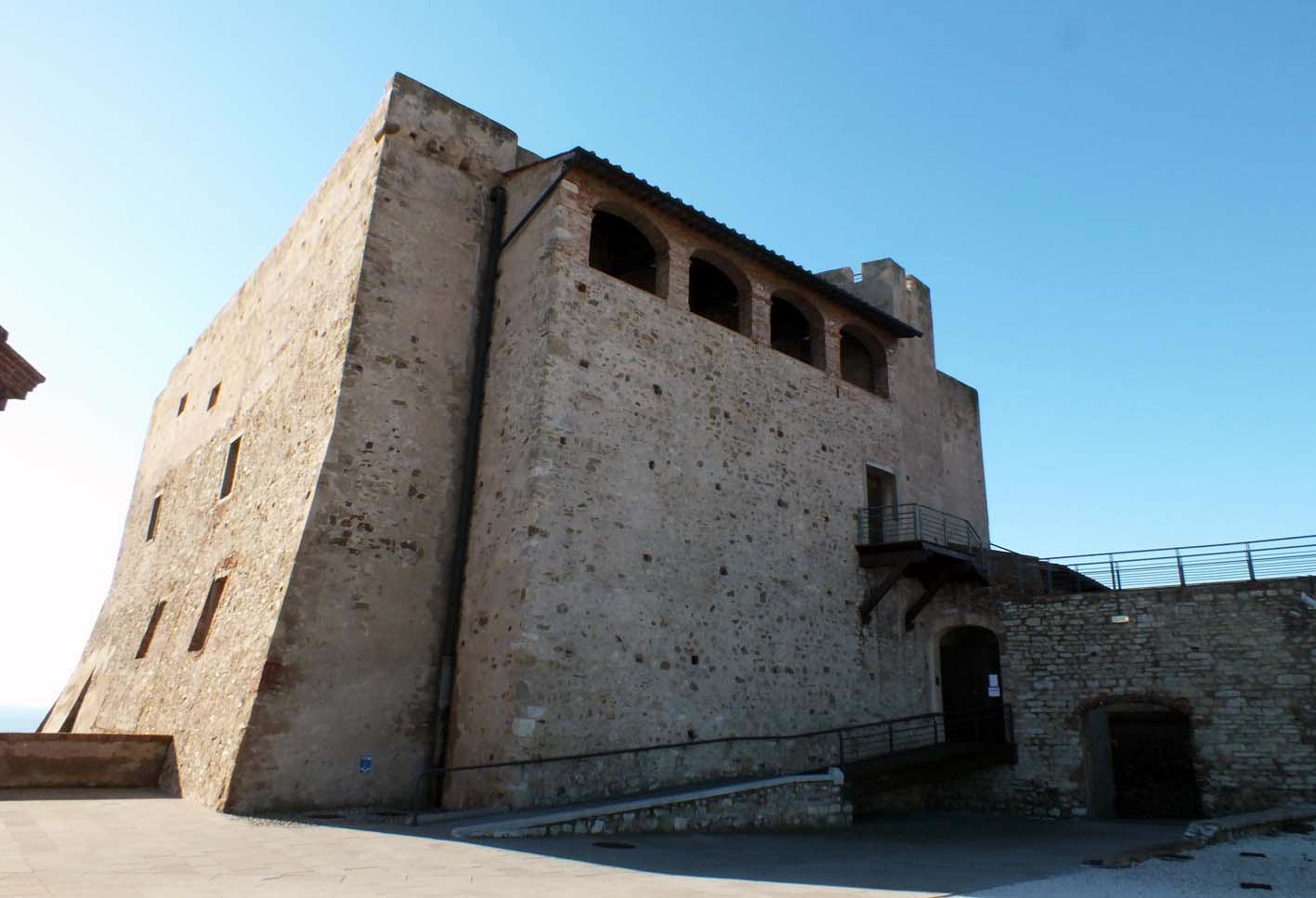 Il Castello di Piombino (foto Paolo Barlettani)
