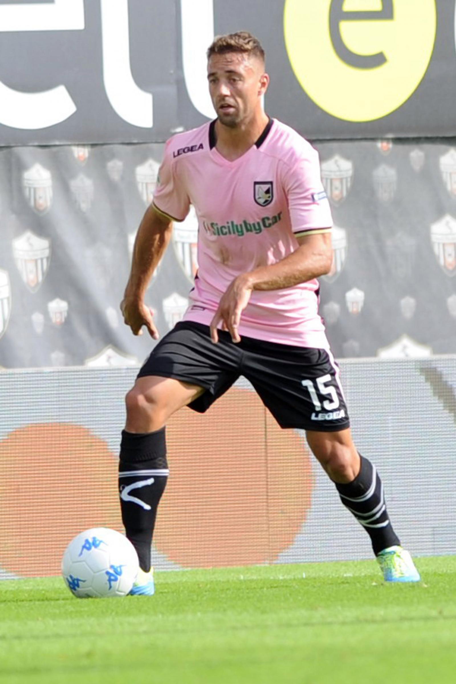 Piace il difensore Thiago Cionek
