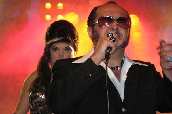 Musica e “strizzatine” per i cinquant'anni di Little Taver 