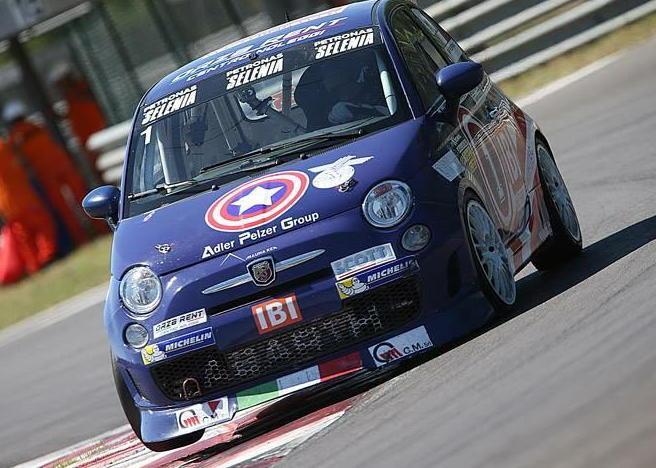 A Viareggio raduno delle Fiat Abarth 