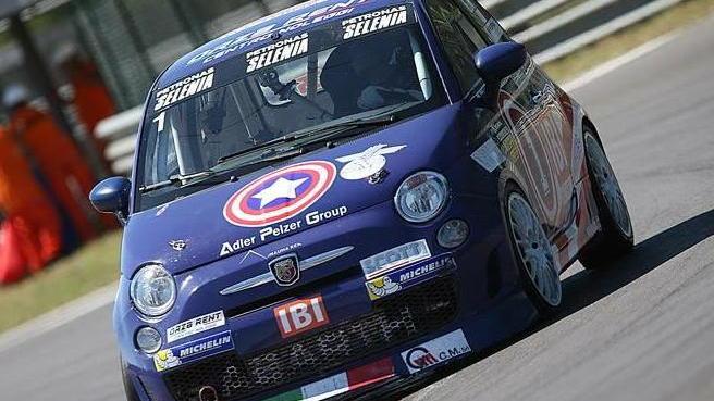 A Viareggio raduno delle Fiat Abarth