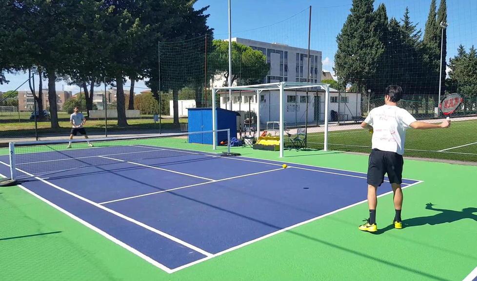 Palline di gommapiuma: ecco il “touch tennis”