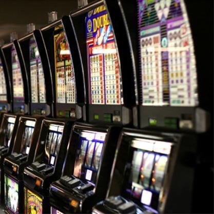 “No slot”, a rischio i bar dei paesi: i rimedi del Comune 
