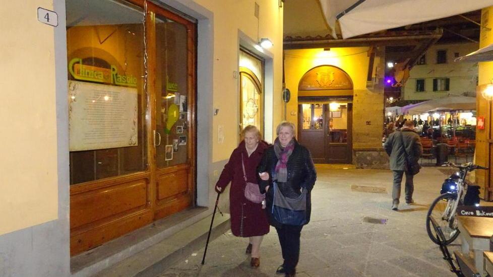 Morìa di attività storiche tra i negozi del centro