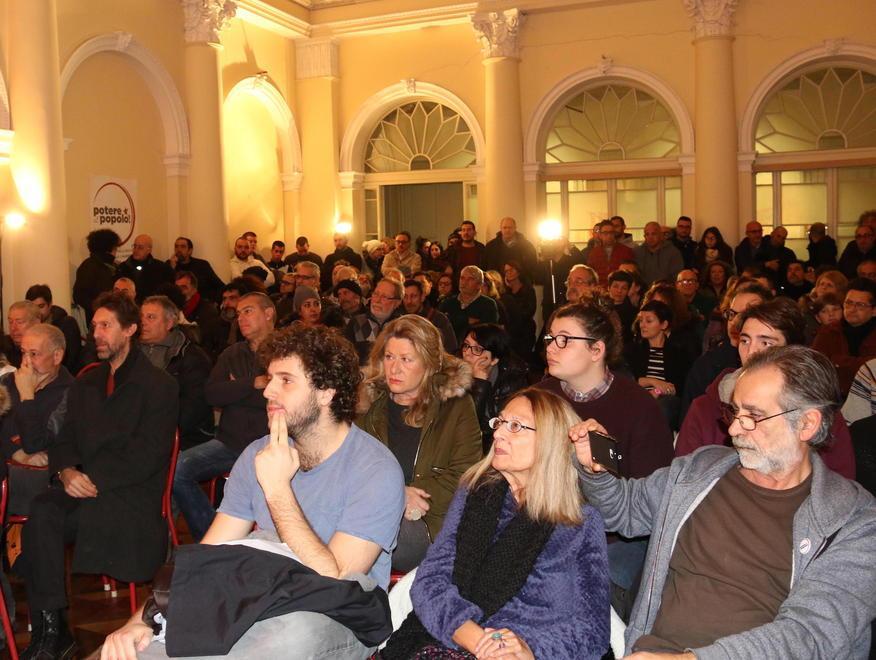 “Potere al popolo”, la sfida a Livorno parte dal palazzo occupato 