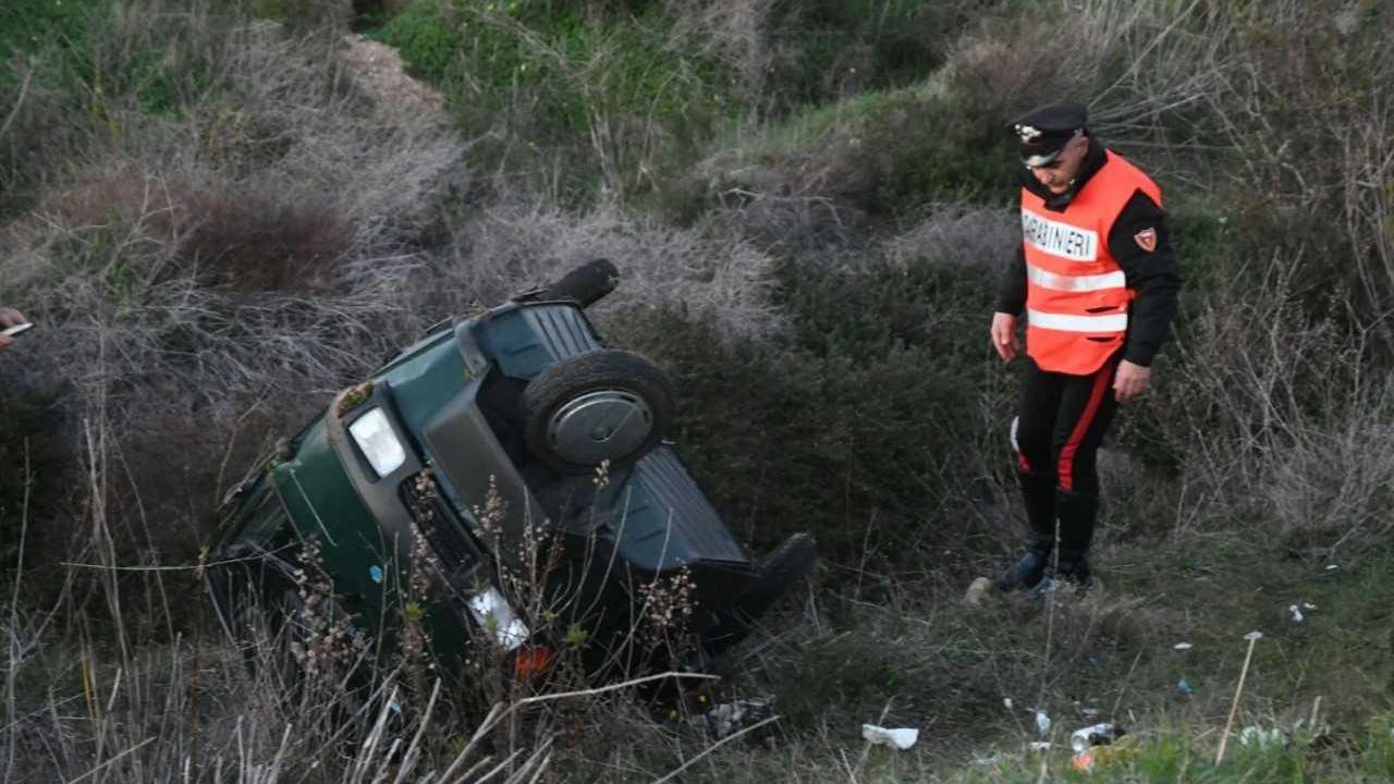 Il motocarro finito fuori strada