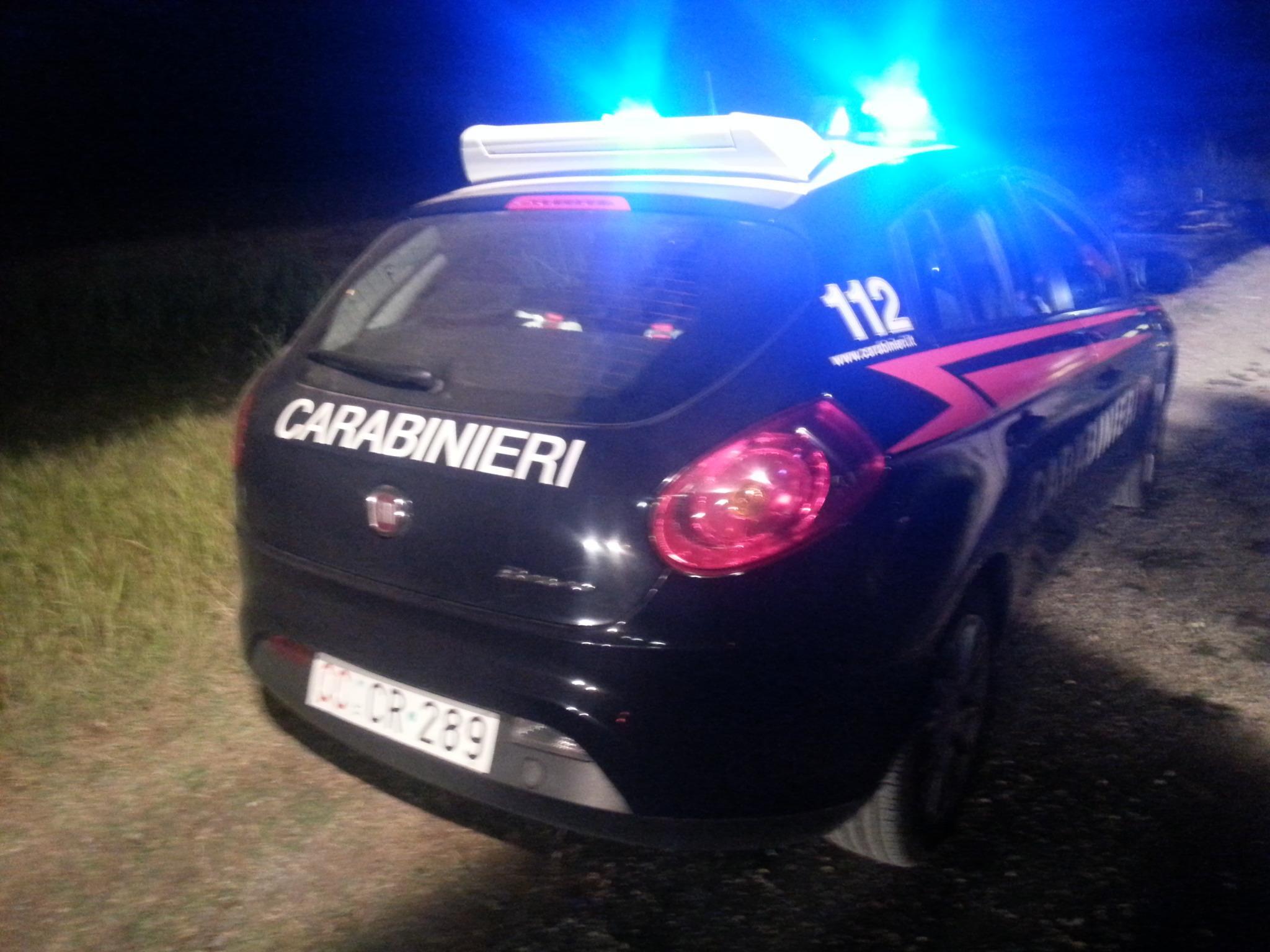 Montecchio, prima la assume come badante poi la importuna con un sex toy 