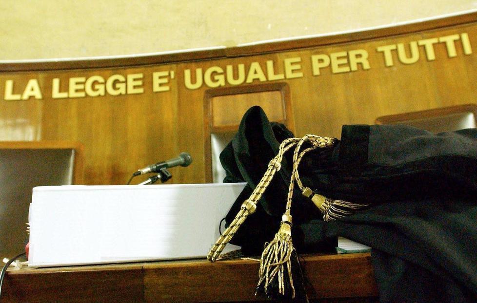 Tumore non visto: medici di Modena assolti in appello 