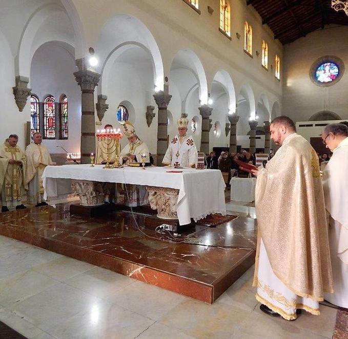 Divina liturgia, rito bizantino concelebrato a San Giuseppe