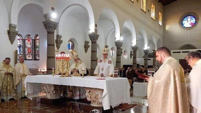 Divina liturgia, rito bizantino concelebrato a San Giuseppe