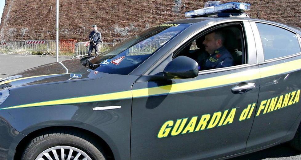 Evasione e vita di lusso sequestro-bis per la villa 