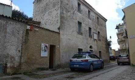 Evade dai domiciliari e va al bar: arrestato