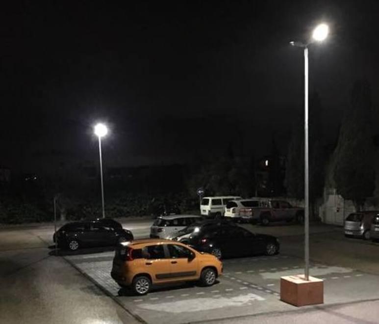Installati i nuovi lampioni lungo via dei Nocetti