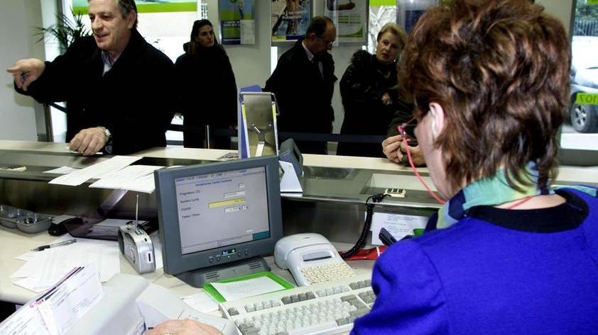 Mobilitazione in Regione contro il taglio di sportelli