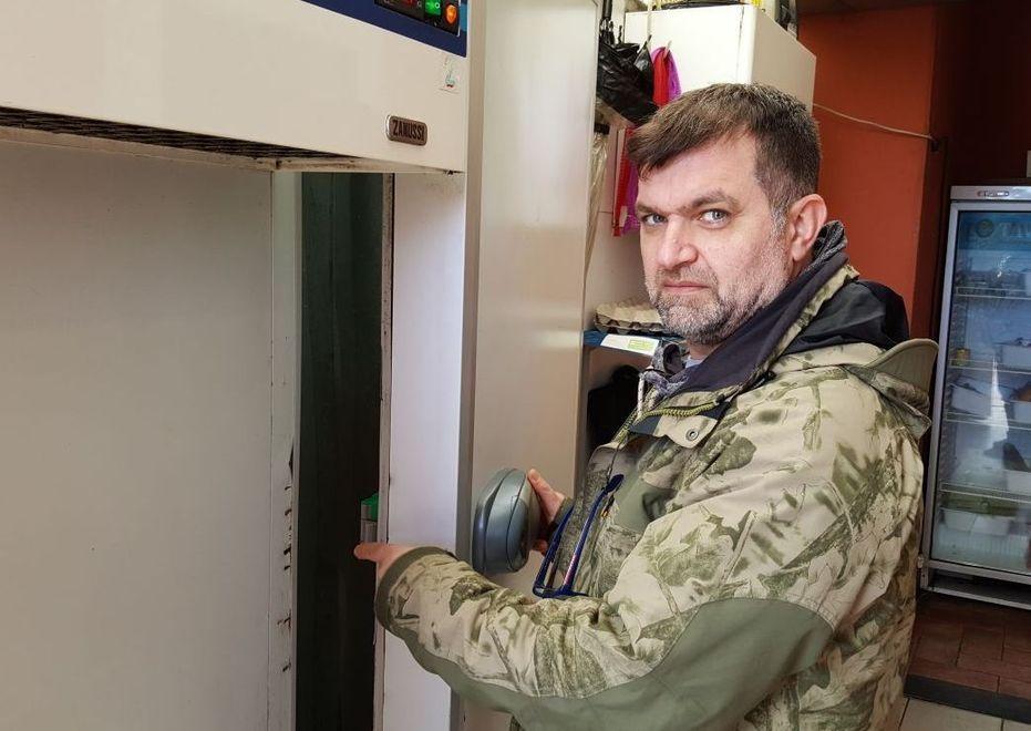 Spaccata e furto di surgelati nel ristorante 