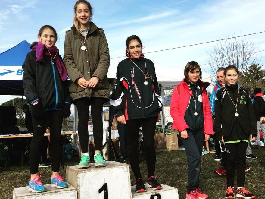 Fosson Cross, podio tutto Stracarrara 
