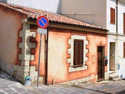 L’ex sindaco: «Case, graduatoria valida» 