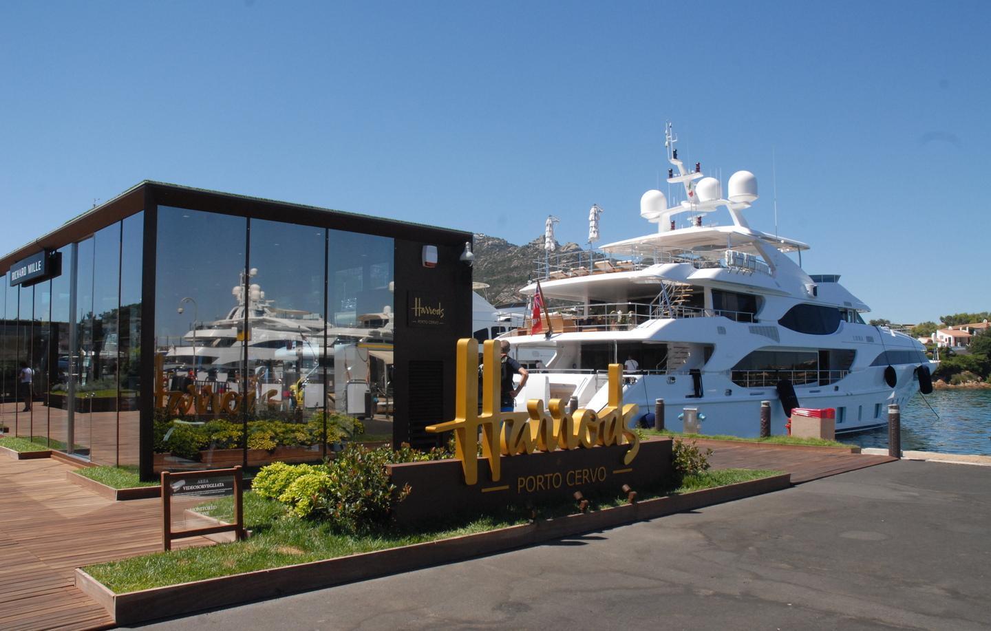 Il villaggio Harrods a Porto Cervo