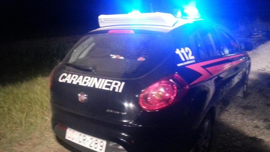 Ladri in azione in via 4 Novembre