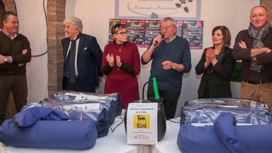 A tavola in 206 per solidarietà alla festa di Ginetto Tosi