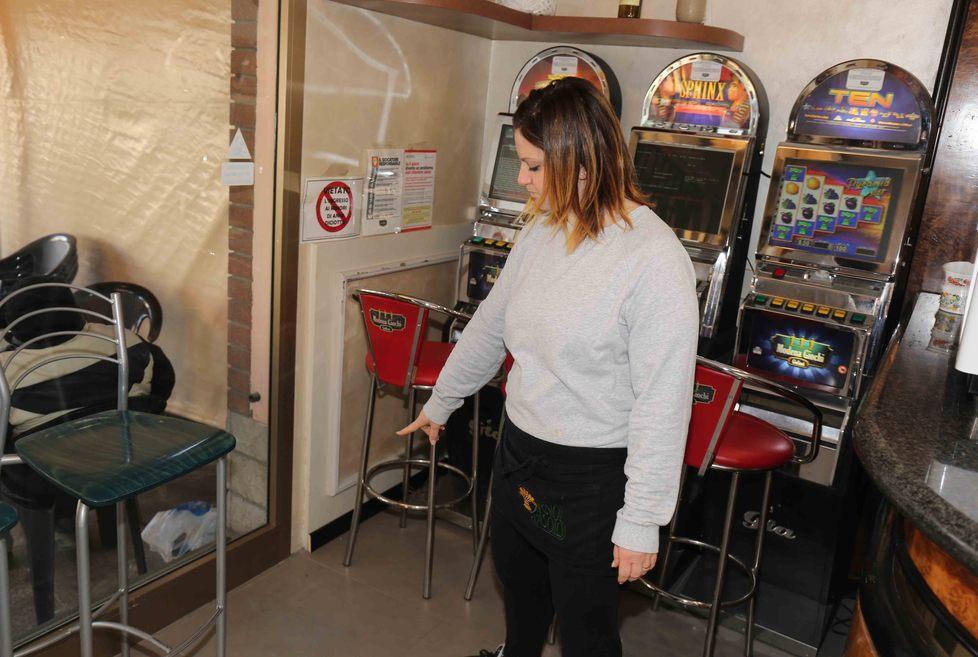 Furto con spaccata al bar L’Angolo 