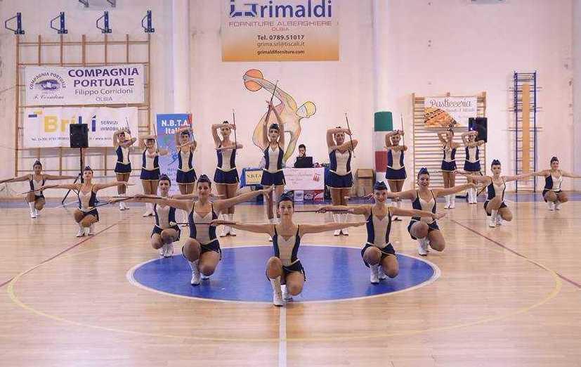 Passione majorette, la lunga marcia delle atlete olbiesi 