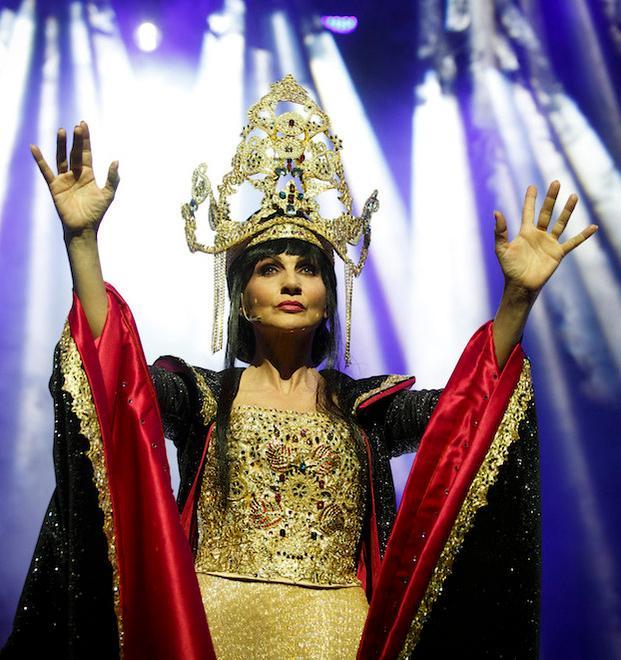 Lorella Cuccarini a Reggio Emilia: «Ecco la mia Turandot, malvagia e romantica» 