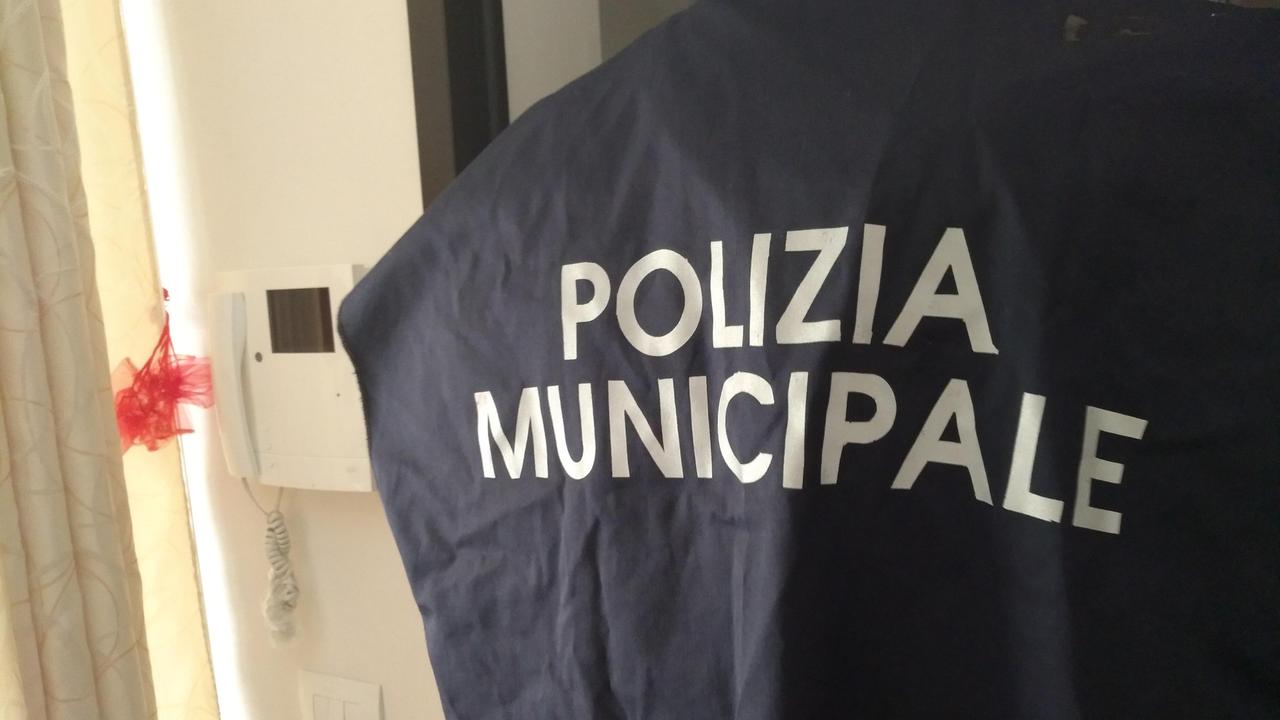 «Botte in caserma», condannati due vigili