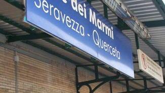 Stazione blindata durante la notte