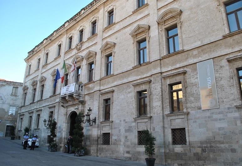 Comune di Sassari, bilancio stritolato dallo Stato 