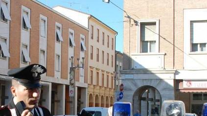 Operai senza paga, rissa sfiorata
