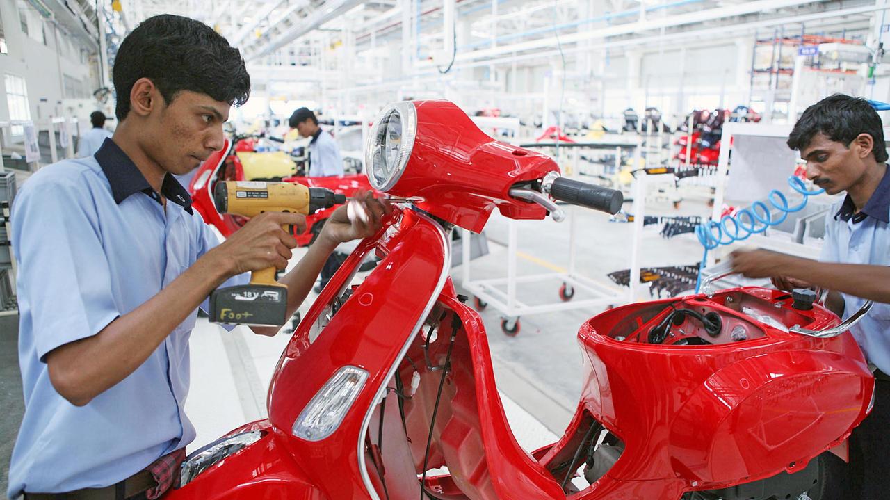 Lavoratori della Piaggio in India