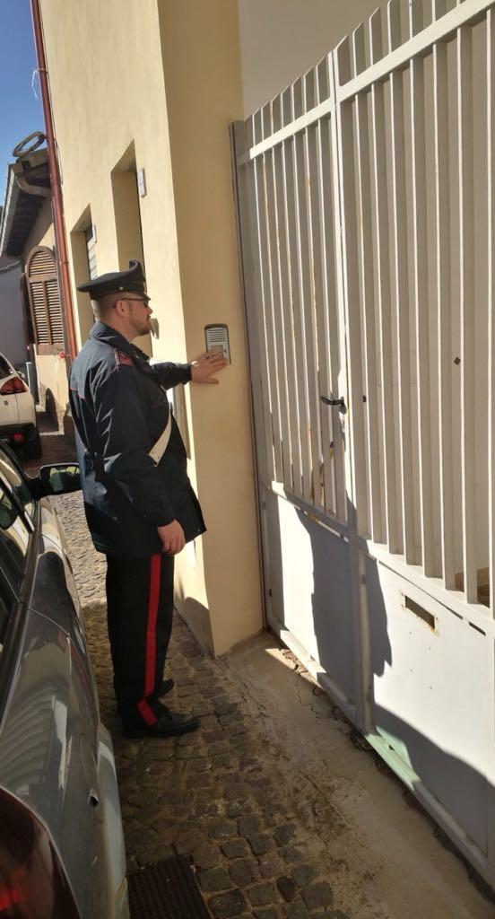 Tiene in cassoforte cartucce non denunciate: nei guai un pensionato incensurato