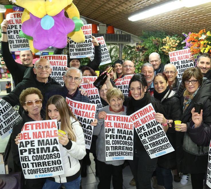 La festa per la vittoria dell'Ape Maia