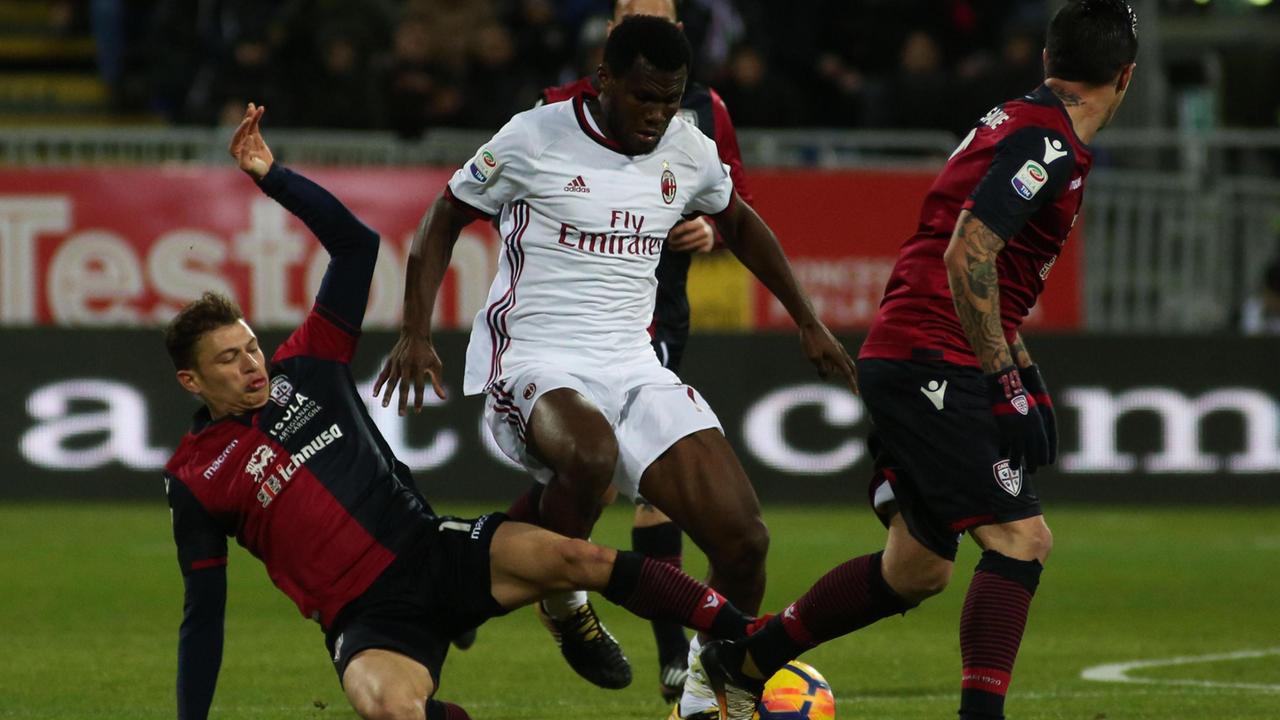 Cagliari-Milan, Barella illude i rossoblù ma i rossoneri vincono in rimonta