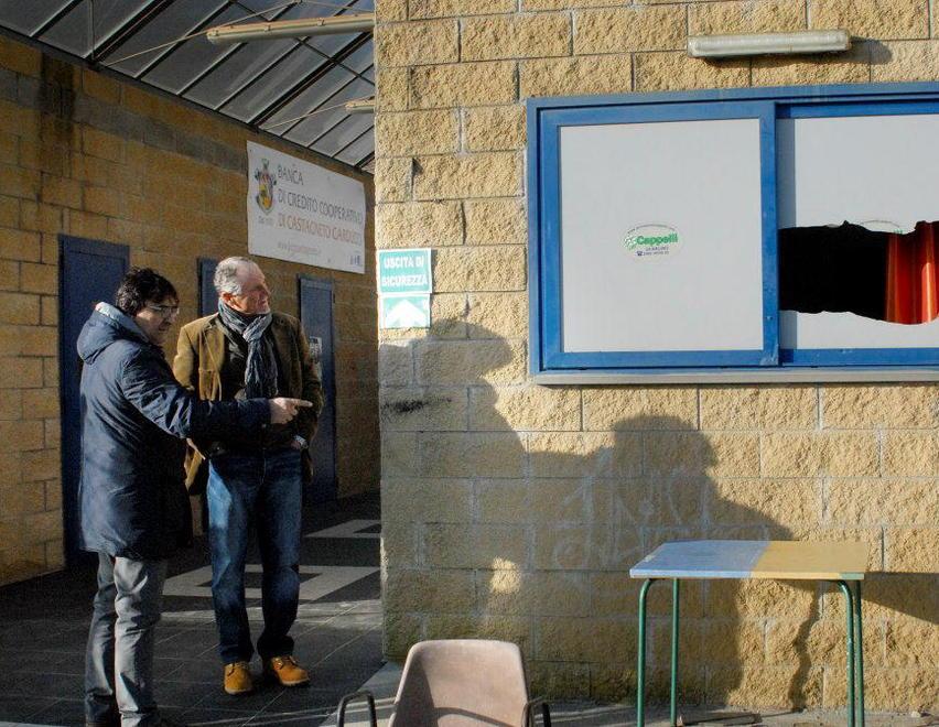 Quattro colpi in un solo mese Filmato l’autore dell’ultimo raid