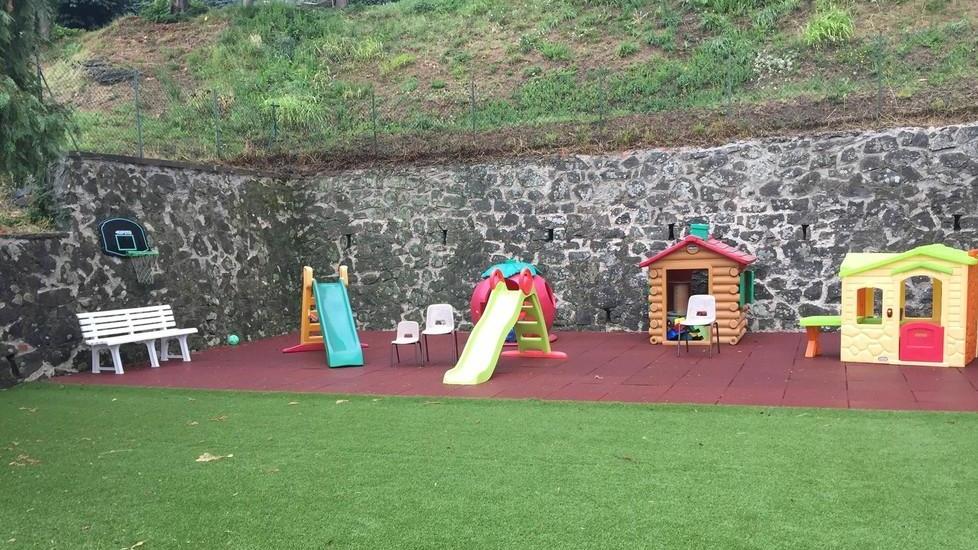 Giorno di “scuola aperta” alla Perna