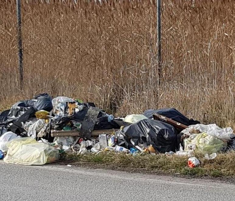 Jolanda, discariche abusive di rifiuti