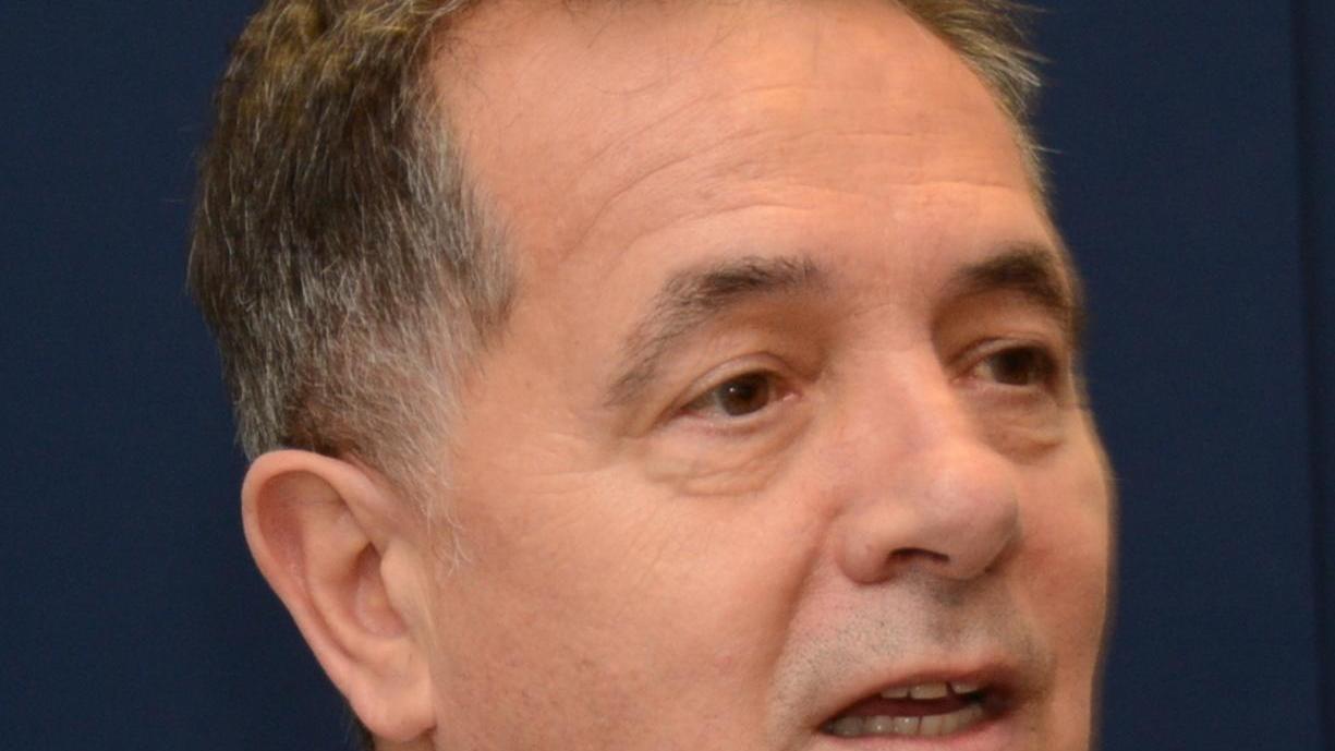Nizzi: restino tre scali, tutti privatizzati